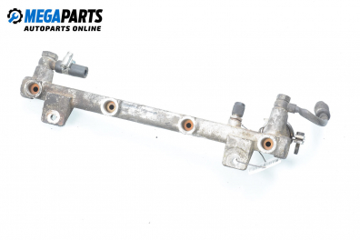 Rampă combustibil for Opel Omega B 2.0, 116 hp, sedan automatic, 1996