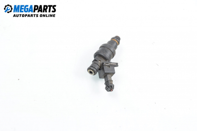 Gasoline fuel injector for Audi A6 (C4) 1.8, 125 hp, station wagon, 1996