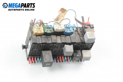 Fuse box for Volkswagen Vento 1.8, 75 hp, sedan, 1993