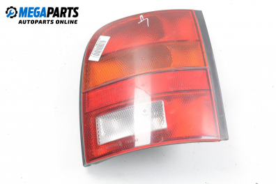 Bremsleuchte for Nissan Micra (K11) 1.0 16V, 54 hp, hecktür, 1995, position: rechts