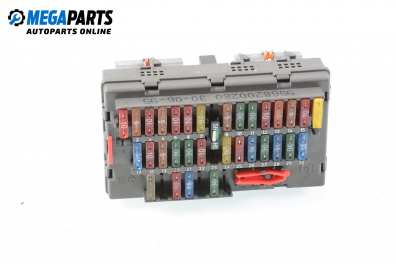 Fuse box for Citroen Xantia 1.8 16V, 110 hp, hatchback, 1996