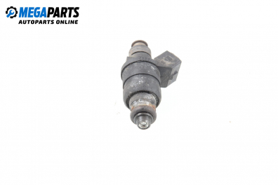 Gasoline fuel injector for Audi A6 (C5) 2.4, 165 hp, sedan automatic, 1997