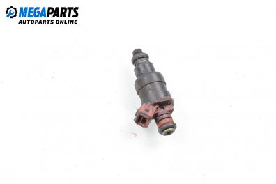 Gasoline fuel injector for Opel Vectra B 2.0 16V, 136 hp, station wagon, 1998