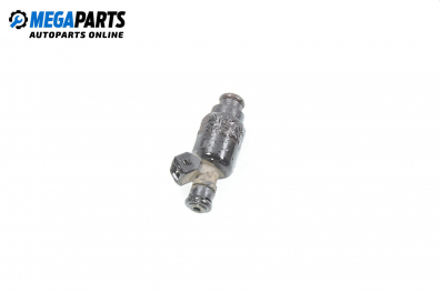 Gasoline fuel injector for Alfa Romeo 145 1.6, 103 hp, hatchback, 1995