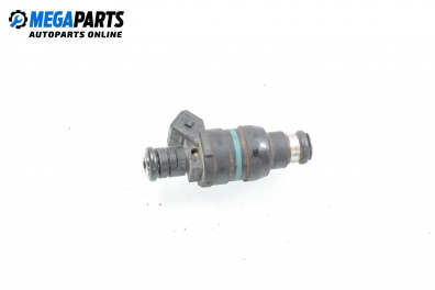 Gasoline fuel injector for BMW 3 (E36) 1.8, 113 hp, sedan, 1993