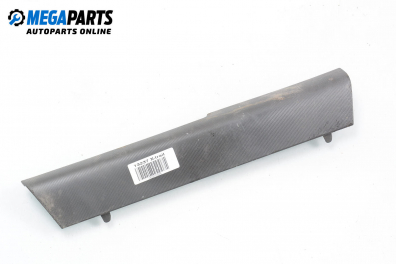 Material profilat interior for Nissan X-Trail 2.2 Di, 114 hp, suv, 2003