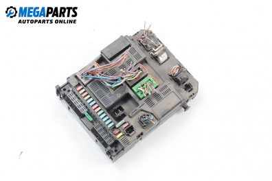 Fuse box for Peugeot 307 2.0 HDi, 90 hp, hatchback, 2001