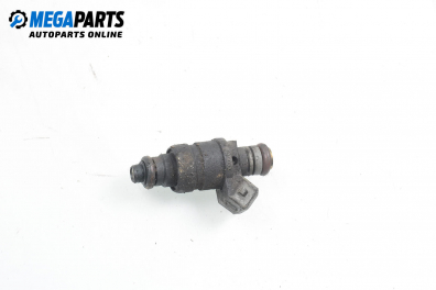 Gasoline fuel injector for Audi A3 (8L) 1.8, 125 hp, hatchback, 1996