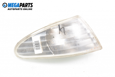 Semnalizator for Ford Mondeo Mk I 1.8 16V, 112 hp, combi, 1994, position: dreapta