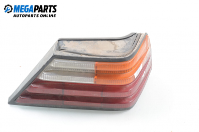 Bremsleuchte for Mercedes-Benz 124 (W/S/C/A/V) 2.0, 122 hp, sedan, 1989, position: rechts