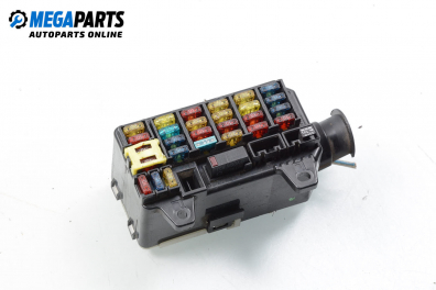 Fuse box for Opel Frontera A 2.5 TDS, 115 hp, suv, 1996