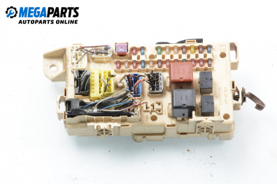 Fuse box for Toyota Avensis Verso 2.0 D-4D, 116 hp, minivan, 2003