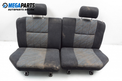 Seats for Toyota Hilux 3.0 TDiC, 125 hp, suv, 1994