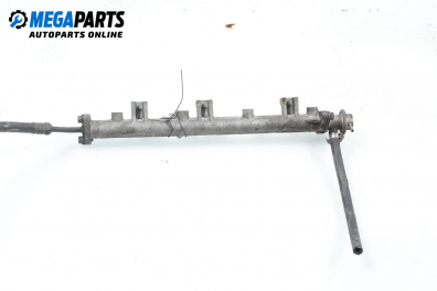 Fuel rail for Hyundai Sonata II 2.0 16V, 130 hp, sedan automatic, 1992