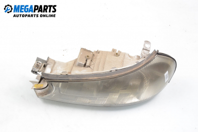 Far for Ford Mondeo Mk II 2.0, 131 hp, sedan, 1999, position: stânga