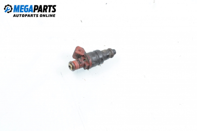 Gasoline fuel injector for Mercedes-Benz E-Class 210 (W/S) 2.0, 136 hp, station wagon, 1996