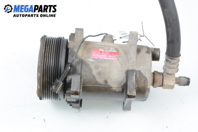 AC compressor for Volkswagen Golf III 1.4, 60 hp, hatchback, 1993