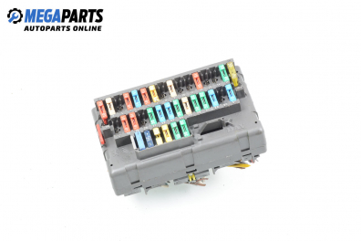 Fuse box for Peugeot 405 1.9 D, 69 hp, station wagon, 1993
