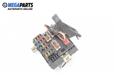 Fuse box for Fiat Punto (176) (1993-09-01 - 1999-09-01) 1.7 TD, 69 hp