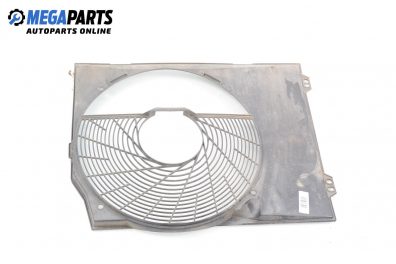 Fan shroud for Mercedes-Benz 124 Sedan (W124) (12.1984 - 06.1993) 200 E (124.021), 118 hp