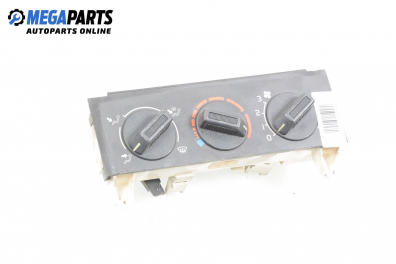 Panel heating for Renault Clio I (B/C57, 5/357) (05.1990 - 09.1998)