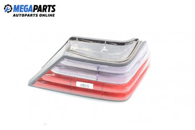 Bremsleuchte for Mercedes-Benz 124 Sedan (W124) (12.1984 - 06.1993), sedan, position: rechts