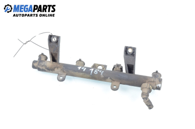 Fuel rail for Peugeot 206 Hatchback (2A/C) (1998-08-01 - ...) 1.4 i, 75 hp