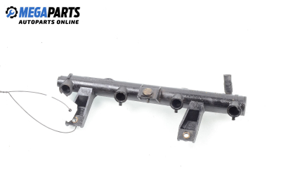 Fuel rail for Peugeot 206 Hatchback (2A/C) (1998-08-01 - ...) 1.1 i, 60 hp