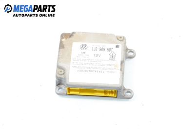 Steuermodul airbag for Volkswagen Passat IV   (3B2) (08.1996 - 12.2000), № 1J0 909 607