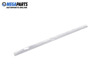 Material profilat exterior for Hyundai Elantra Sedan (XD) (06.2000 - 07.2006), sedan, position: dreapta