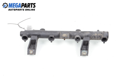 Fuel rail for Peugeot 206 Hatchback (2A/C) (1998-08-01 - ...) 1.1, 54 hp