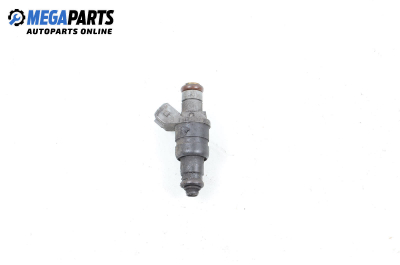 Gasoline fuel injector for Mercedes-Benz C-Class Estate (S202) (06.1996 - 03.2001) C 180 T (202.078), 122 hp