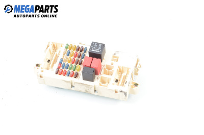 Fuse box for Lancia Thesis (841AX) (07.2002 - 07.2009) 3.0 V6 (841AXC1101), 215 hp