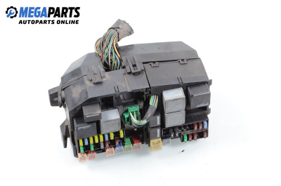 Fuse box for Ford Mondeo III Estate (10.2000 - 03.2007) 2.2 TDCi, 155 hp