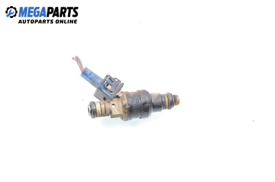 Gasoline fuel injector for Volkswagen Golf III Hatchback (08.1991 - 07.1998) 1.6, 101 hp