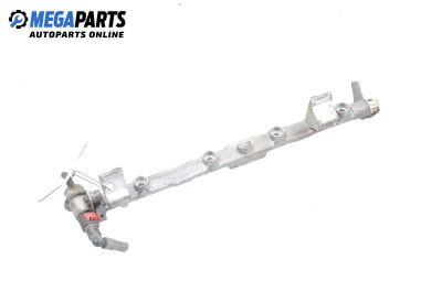 Fuel rail for Ford Focus I Sedan (02.1999 - 12.2007) 1.6 16V, 100 hp