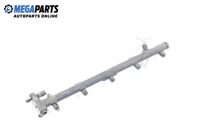 Fuel rail for Mercedes-Benz C-Class Sedan (W203) (05.2000 - 08.2007) C 270 CDI (203.016), 170 hp