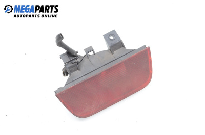 Central tail light for Toyota Avensis Station Wagon I (09.1997 - 02.2003), station wagon