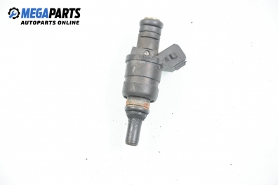 Duza benzină pentru BMW 3 (E46) 2.0, 170 cp, sedan, 2002 № 1 427 240
