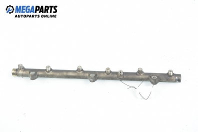 Fuel rail for BMW X5 (E53) 3.0 d, 184 hp automatic, 2002