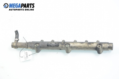 Fuel rail for Volvo XC90 2.4 D5, 163 hp, 5 doors automatic, 2003 № Bosch 0 445 215 015