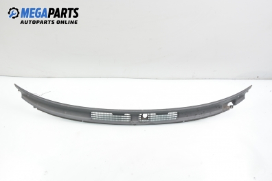 Capac sub ștergătoare pentru Volvo S40/V40 2.0, 136 cp, sedan, 1996
