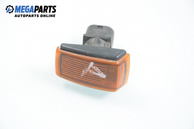 Blinker for Volvo S40/V40 2.0, 136 hp, sedan, 1996, position: right № 0142631