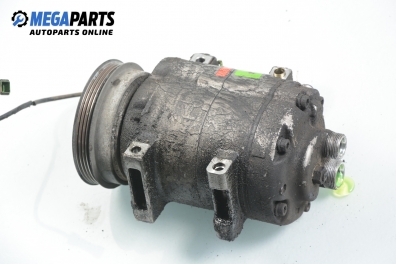 Compresor AC pentru Volkswagen Passat (B5; B5.5) 1.9 TDI, 110 cp, combi, 1998 № 8D0 260 805D