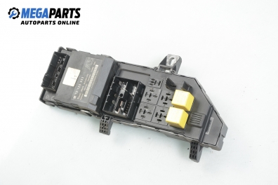 Fuse box for Opel Vectra C 2.2 16V DTI, 125 hp, hatchback automatic, 2003 № GM 13 120 953