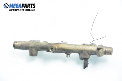 Fuel rail for Peugeot 406 2.0 HDI, 109 hp, sedan, 2000