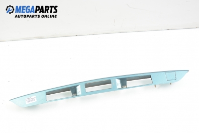Boot lid moulding for Mazda Premacy 2.0 TD, 101 hp, 2001