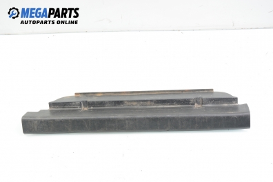 Capac de plastic pentru Suzuki Grand Vitara 1.9 , 129 cp, 5 uși, 2007