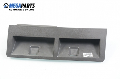 Interieur kunststoffbauteile für Seat Ibiza (6K) 1.0, 50 hp, 3 türen, 2001