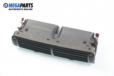 AC heat air vent for Volkswagen Passat (B5; B5.5) 1.9 TDI, 110 hp, station wagon, 1998 № 3B0 819 728